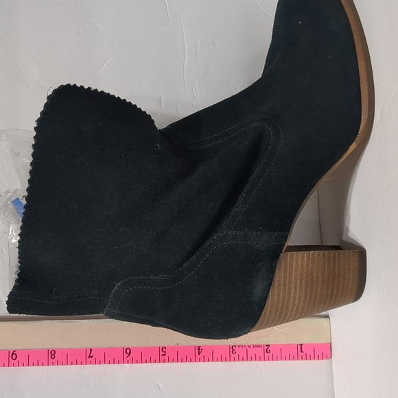 UGG Thames Black Suede Ankle Boots heels women size 9.5 - Picture 9 of 10